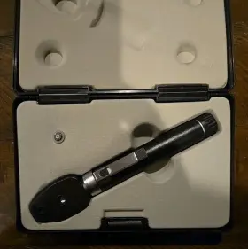 5140n Adc 51xx Diagnostix 2.5v Pocket Ophthalmoscope With Hard Case
