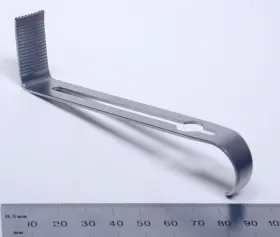 Mb844r Aesculap #mb844r Henly Retractor 5 Inch Center Blade 16x32mm Stainless Surgical