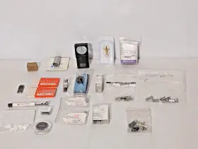 8065740806 Alcon Lot Of 20 Asstd Medical Bulbs Clips Misc. Weck Tyco Xenophot Keeler
