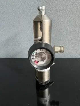 21025 B&f Medical Allied Oxygen 50 Psi Pressure Regulator With 3000 Gauge