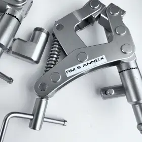 41730a Brainlab Starlink Universal C-clamp #2