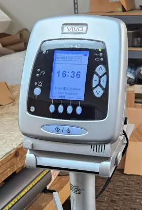 Vivo-40 Breas Vivo 40 Ventilator With Stand W #3