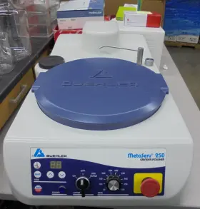 49-10055 Buehler Model Metaserv 250 Grinder Polisher