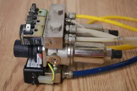 400135-142 Camozzi N108-ds02 Filter Regulator 17w- 43004647 48v Solenoid Valve