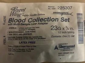 225307 Cardinal 8881 Angel Wings Blood Collection Sets 23g3/4 Inch With Adapter/50 Bx