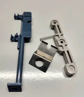 49000432 Carefusion Lot Of 10 Alaris 8100/8015 Latch Kit Assembly With Screws