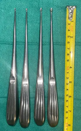 240-102 Codman Set Of 4 Brun Curettes 3/0 2/0 1 2