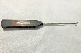 2027-11-002 Depuy Synthes Tlif Angled Up Cup Curette 13-1/2 Inch Length Us1280