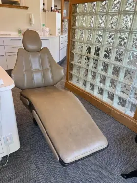 Mk5ce Dexta Lot Of 6 Dental Ergonomic Exam Chairs