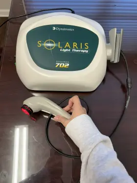 D702 Dynatronics Dyantronics Solaris Dynatron Model Light Therapy Machine #3