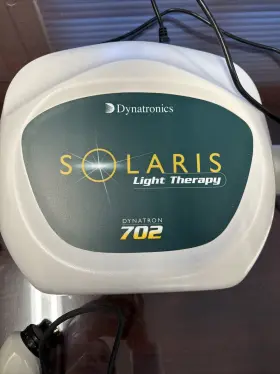 D702 Dynatronics Dyantronics Solaris Dynatron Model Light Therapy Machine