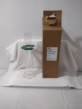 210038 Flinn Scientific Measuring Cylinder 3.3 Borosilicate Hex Base 500ml Classa
