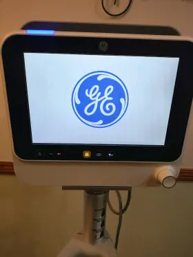 B105 Ge Patient Monitor