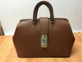 1540-1 Grafco Vintage Leather Doctors Physicians Bag Satchel Case J6 17x11x7