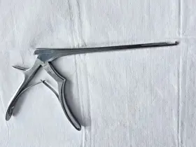 281-060tf Jarit Micro Kerrison Rongeur 40 Forward Angle 8 Inch 2mm Bite