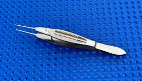 E1798 Karl Storz Surgical Castroviejo Suturing Forceps 0.5mm 4.3 Inch