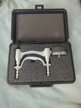J00105 Lafayette Instrument Hydraulic Grip Dynamometer / Hand Strength With Case Vgc