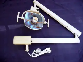 Cl1000 Marus Dental Exam Light - Post Mount