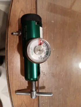 Trm15-8b Medline Brass-sleeved 50 Psi O2 Regulator Cga 870 Flows 0-25l/min #2