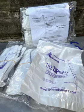 Ms-17367 Medsource Lot Of 24 Zip Bag Emesis Urine Waste With Hook Nos