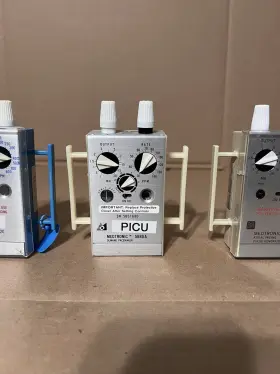 5880a Medtronic Lot Of 3 Atrial Pacing Pulse Generator 5320 And Demand Pacemaker #3