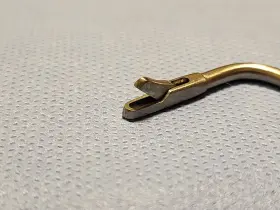 Mcen67 Microfrance Mini-struycken Forceps Angled Up 90 1.5mm #2