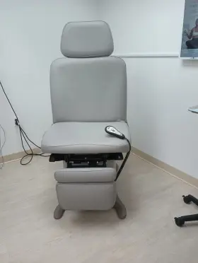 230-001 Midmark Ritter Procedure Exam Chair With New Any Color Upholstery