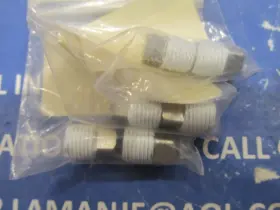 Yy1301009 Millipore 1/4 Inch Npt Male Pipe Plug 316l Ss Pk/2 New Unused Surplus