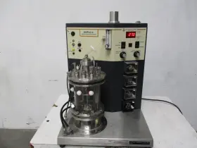 T118150 New Brunswick Scientific B10flo Ii Batch/continuous Fermenter