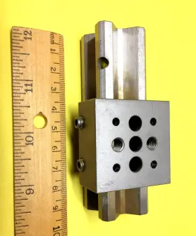 Cn26-40 Newport Optical Rail Carrier On X26 Stainless Steel