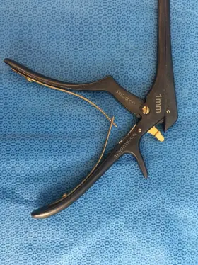 5812-00 Novosurgical 2812-00cc Kerrison Rongeur 40 Up 1mm #2