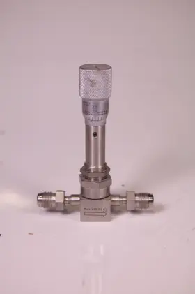 Ss-4bmw Nupro Swagelok Metering Valve Bellows Sealed V14 1/4 Male Vcr Unused #2