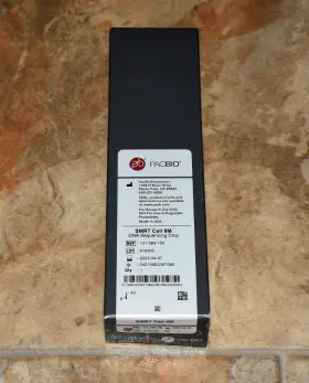 101-389-100 Pacific Biosciences Pacbio Smrt Cell 8m Dna Sequencing Chip Sealed Exp 2023-04-07