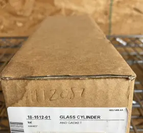18-1512-01 Pharmacia Glass Cylinder New In Box