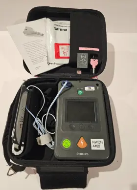 861389 Philips Heartstart Fr3 Aed Defibrillator - Battery Not Included #3