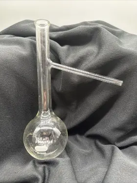4620-250 Pyrex No. 4620 250 Ml Distillation Flask 74 Degree Side Arm