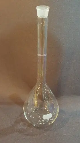 5640-250 Pyrex 2 Pcs 250 Ml Heavy Duty Class A Long Neck Volumetric Flask 508