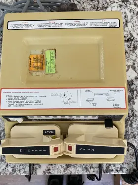 790-1055 Quinton / Narco Bio-systems 617 Defibillator