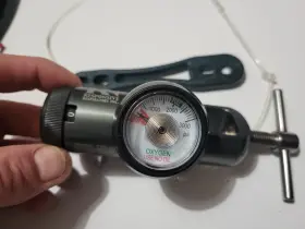 120-3010 Responsive Respiratory Regulator 50 Psi - Great Condition