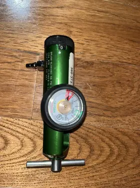 Rmi-15st Roscoe Medical Mini Oxygen Regulator