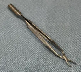 Nh-15 S&t Rm-8 Needle Holder 15cm Round Handle Curved Tip 0.2mm Z