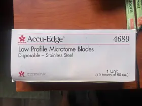 4689 Sakura Accu-edge Low Profile Microtome Blades - Case Of 10 Boxes 500 Total
