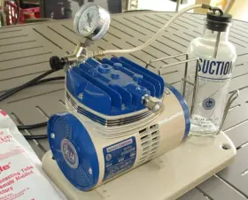05-2350 Sklar Budget Tompkins Portable Fluid Evacuator Suction Pump Medical Surgical Tool Nos