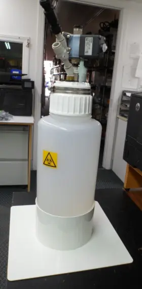 Lva30-03f-c4 Smc Nalgene Chemical Liquid Valve Assembly Air Operated 2l