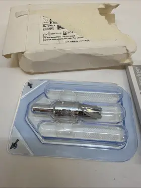 5100-060-001 Stryker New Damaged Box #3