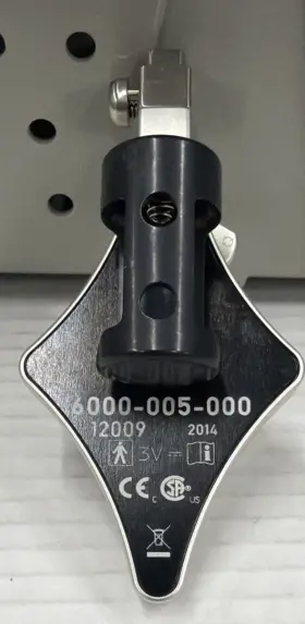 6000-005-000 Stryker Universal Tracker
