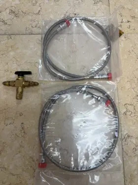 620-010-104 Stryker Ref Two Co2 Tank Yoke Hose With Dual Valve Adaptor