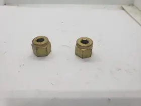 B-402-1 Swagelok 1/4 Inch Brass Nut Lot Of 2 Nnb