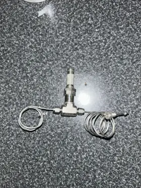 Ss-ss1 Swagelok Stainless Steel Low Flow Metering Valve 1/16 Inch Tube Fitting