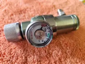 Rci-2042 Teleflex Hudson Rci 2042 Oxygen Compressed Gas Regulator